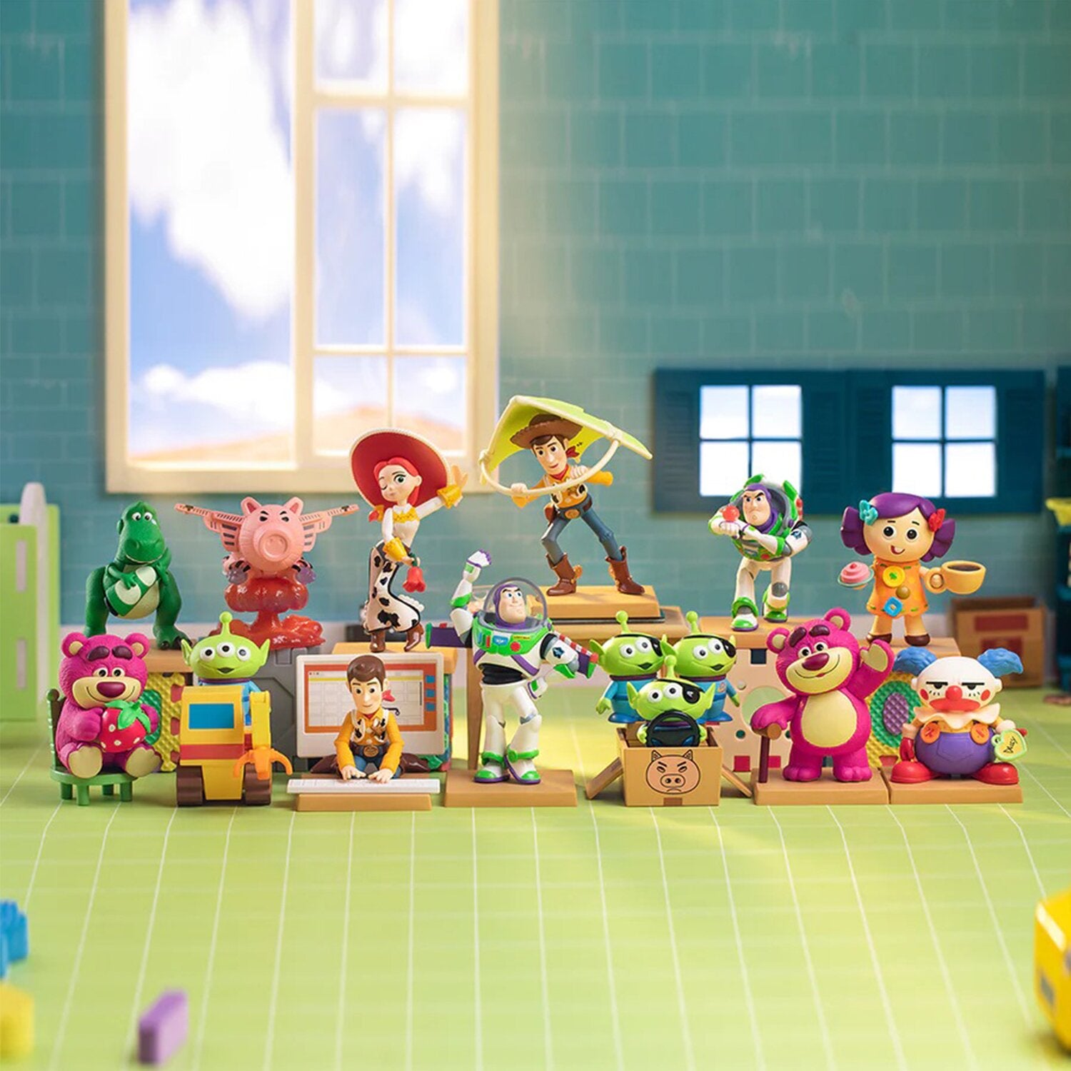 Popmart Disney/Pixar Sunnyside Adventures Series (Individual Blind