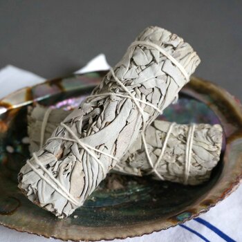 diseno Living California White Sage Smudge Sticks - 4" Vacuum Packed (Own farm Direct Import)  Fixed Size