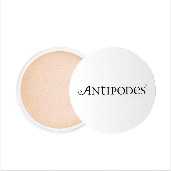 Antipodes Performance Plus Mineral Foundation with SPF 15 Porcelain 11g