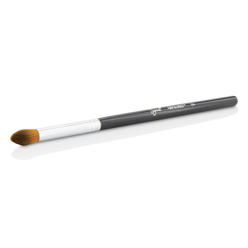 Sigma Beauty E44 Firm Blender Brush