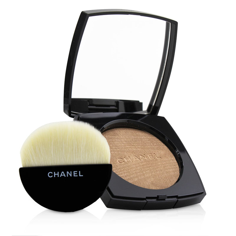 Chanel Poudre Lumiere Highlighting Powder - # 20 Warm Gold 