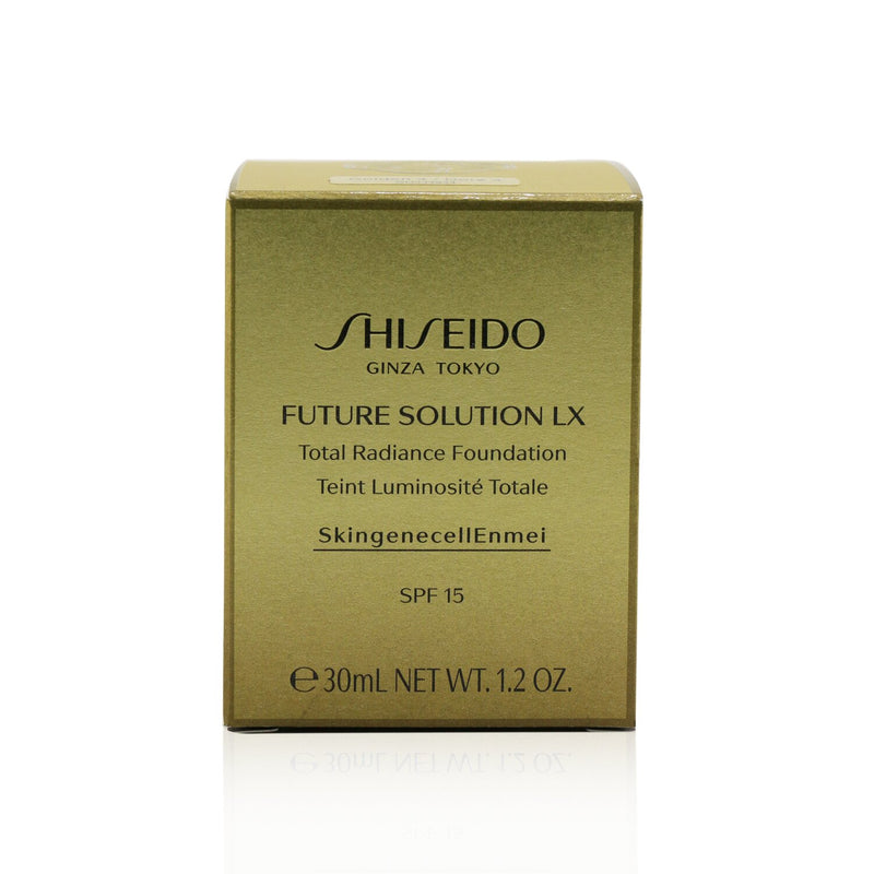 Shiseido Future Solution LX Total Radiance Foundation SPF15 - # Golden 4 