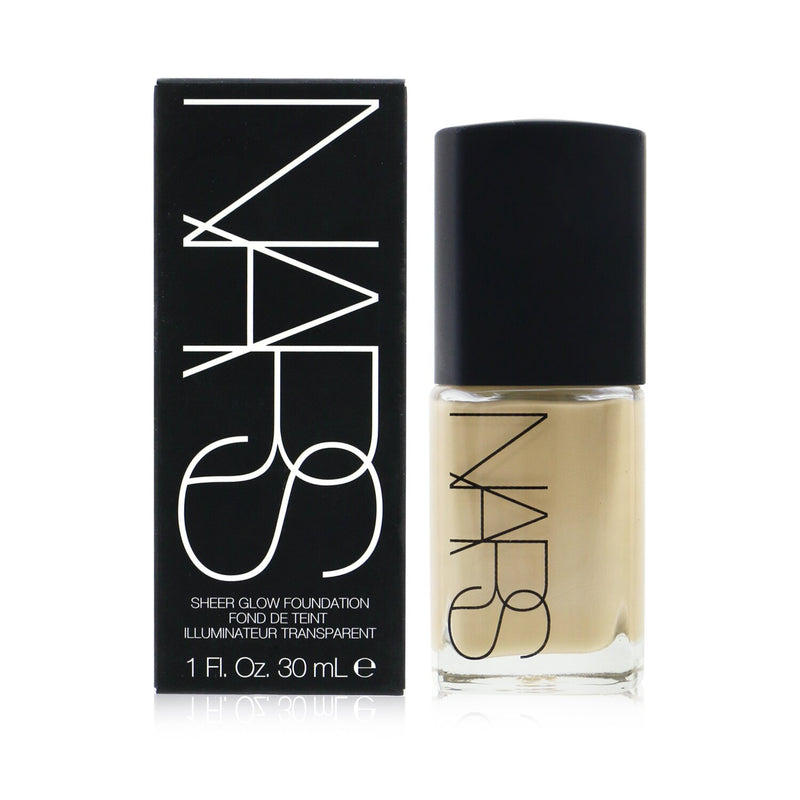 NARS Sheer Glow Foundation - Vienna (Light 4.5)  30ml/1oz