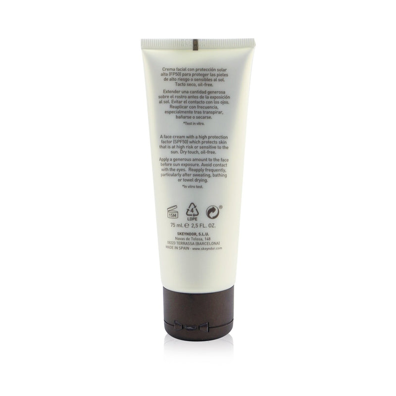 SKEYNDOR Sun Expertise Dry Touch Protective Face Emulsion SPF50 (Oil Free & Water Resistant) 