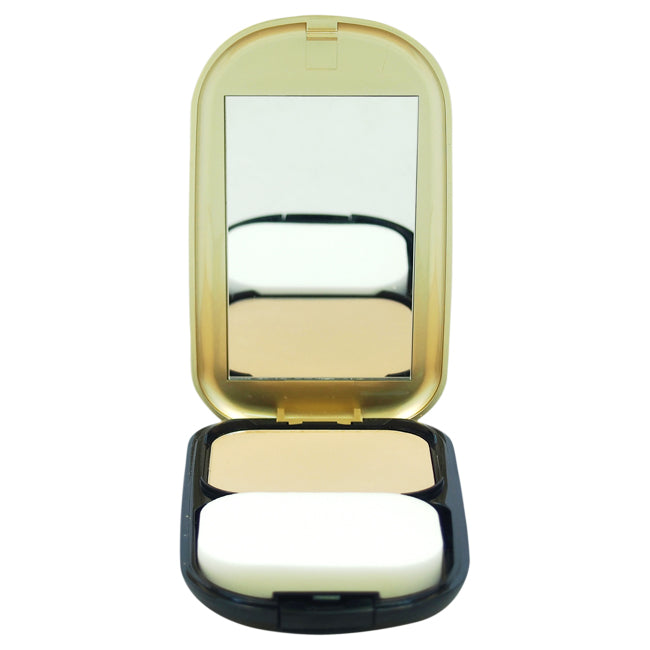 Max Factor Facefinity Compact Foundation - 03 Natura by Max Factor for Women - 0.4 oz Foundation
